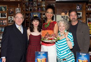 Todd Susman, Audrey Lynn Weston, Carla Hall, Marilyn Sokol, Peter Gethers @ BroadwayWorld Todd Susman, Audrey Lynn Weston, Carla Hall, Marilyn Sokol, Peter Gethers Photo