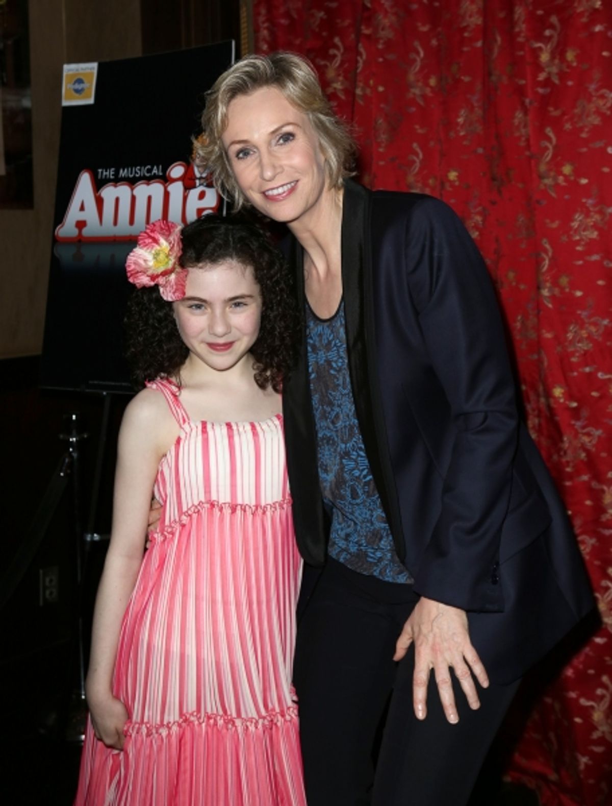 Lilla Crawford, Jane Lynch  at 