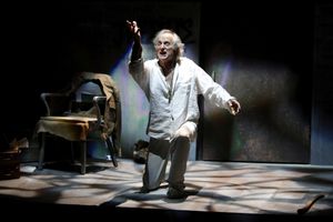 Joseph Graves (as The Poet) in the Syracuse Stage production of An Iliad Photo