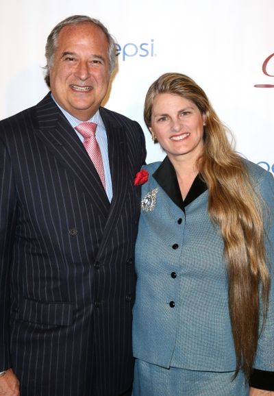 Stewart F. Lane, Bonnie Comley  Photo