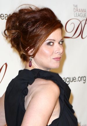 Debra Messing  Photo