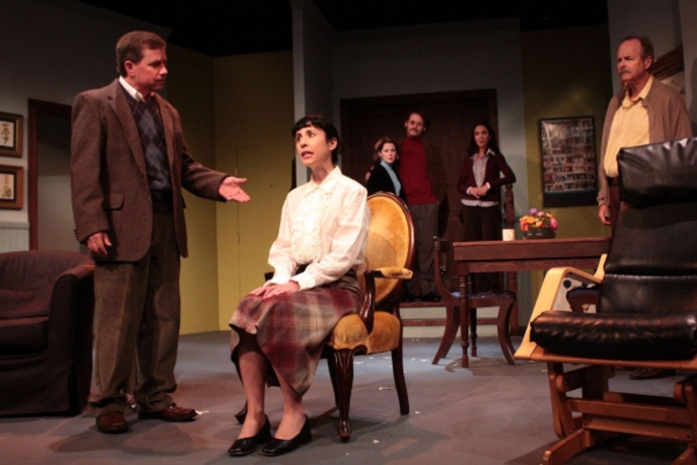 Photo Flash: First Look at Hampton Theater's HOW THE OTHER HALF LOVES Image