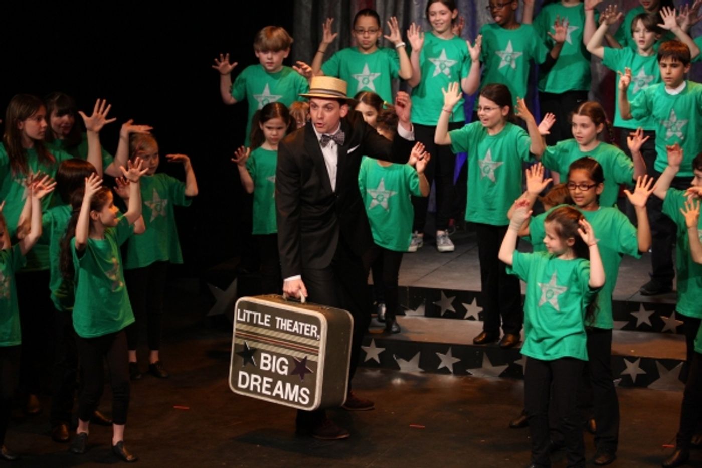 Photo Flash: Miss NY, ANNIE Orphans and More Perform at West Side YMCA Benefit  Image