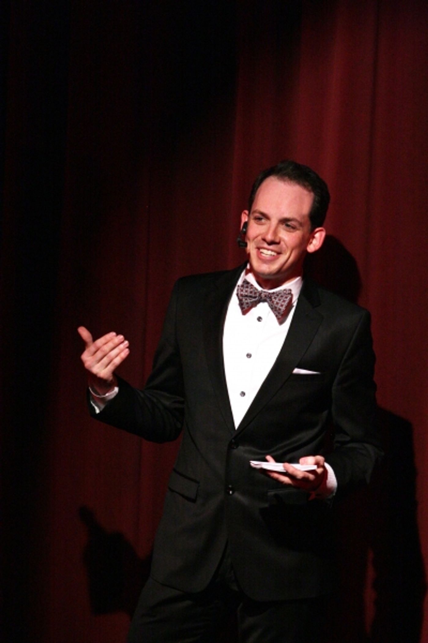 Photo Flash: Miss NY, ANNIE Orphans and More Perform at West Side YMCA Benefit  Image