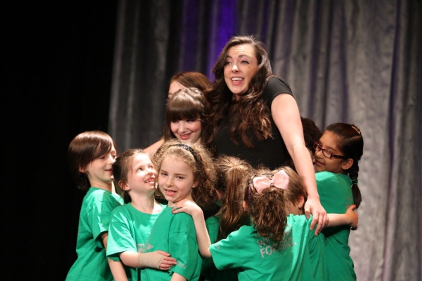 Photo Flash: Miss NY, ANNIE Orphans and More Perform at West Side YMCA Benefit  Image