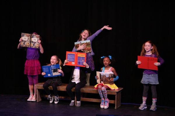 ''Annie'' Orphans - Madi Rae DiPietro (behind book), Brooklyn Shuck, Junah Jang (behi Photo