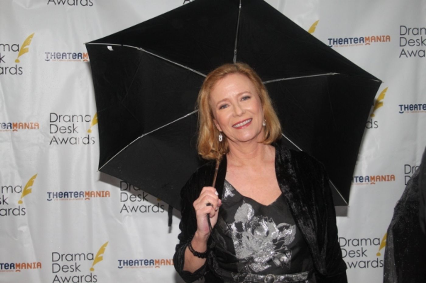 Photo Coverage: Rain + Stars = The 2013 Drama Desk Awards Arrivals! Image