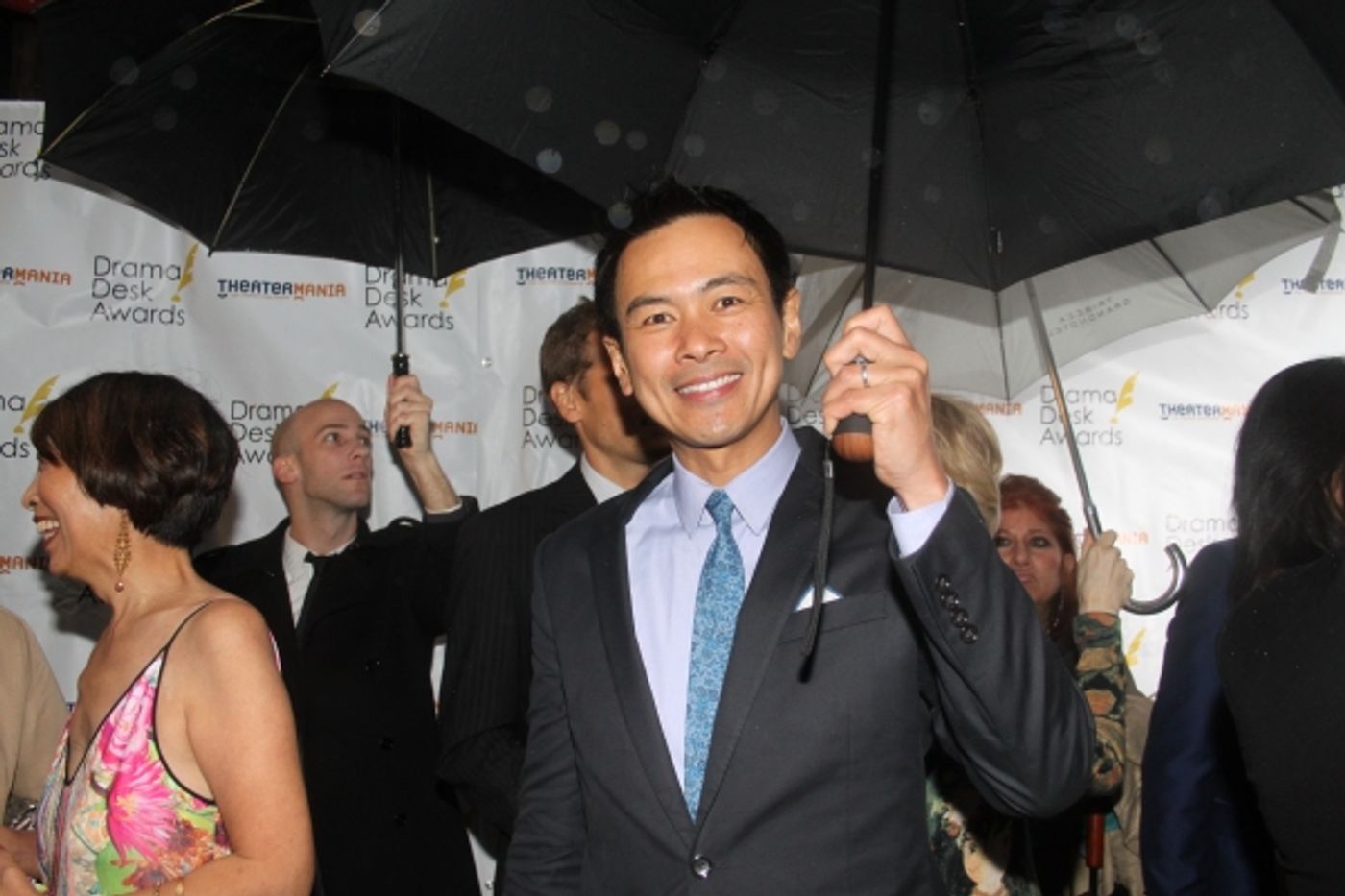 Photo Coverage: Rain + Stars = The 2013 Drama Desk Awards Arrivals! Image