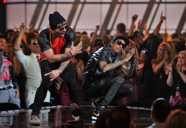 Sky Blu, Wiz Khalifa Photo