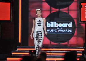 Miley Cyrus @ BroadwayWorld Miley Cyrus Photo