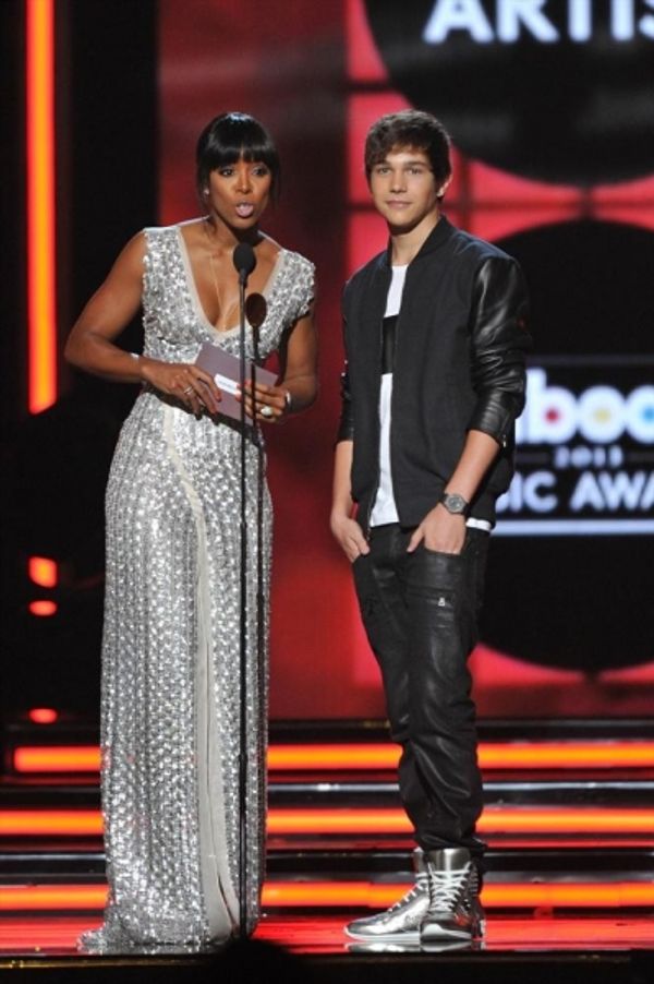 Kelly Rowland, AUSTIN MAHONE Photo