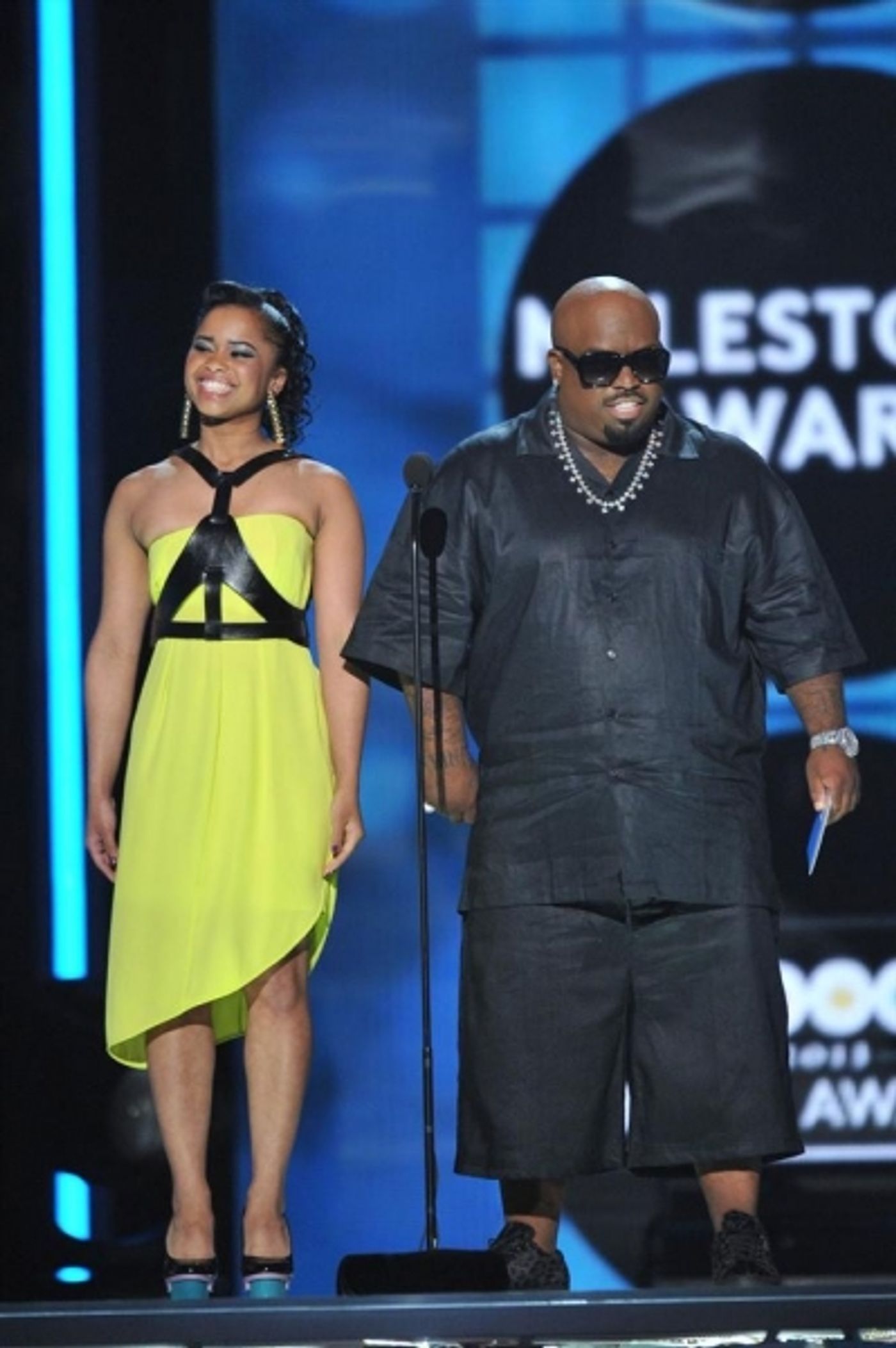 Photo Flash: Look Back at Last Night's Star-Studded 2013 Billboard Music Awards!  Image