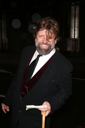 Oskar Eustis  Photo
