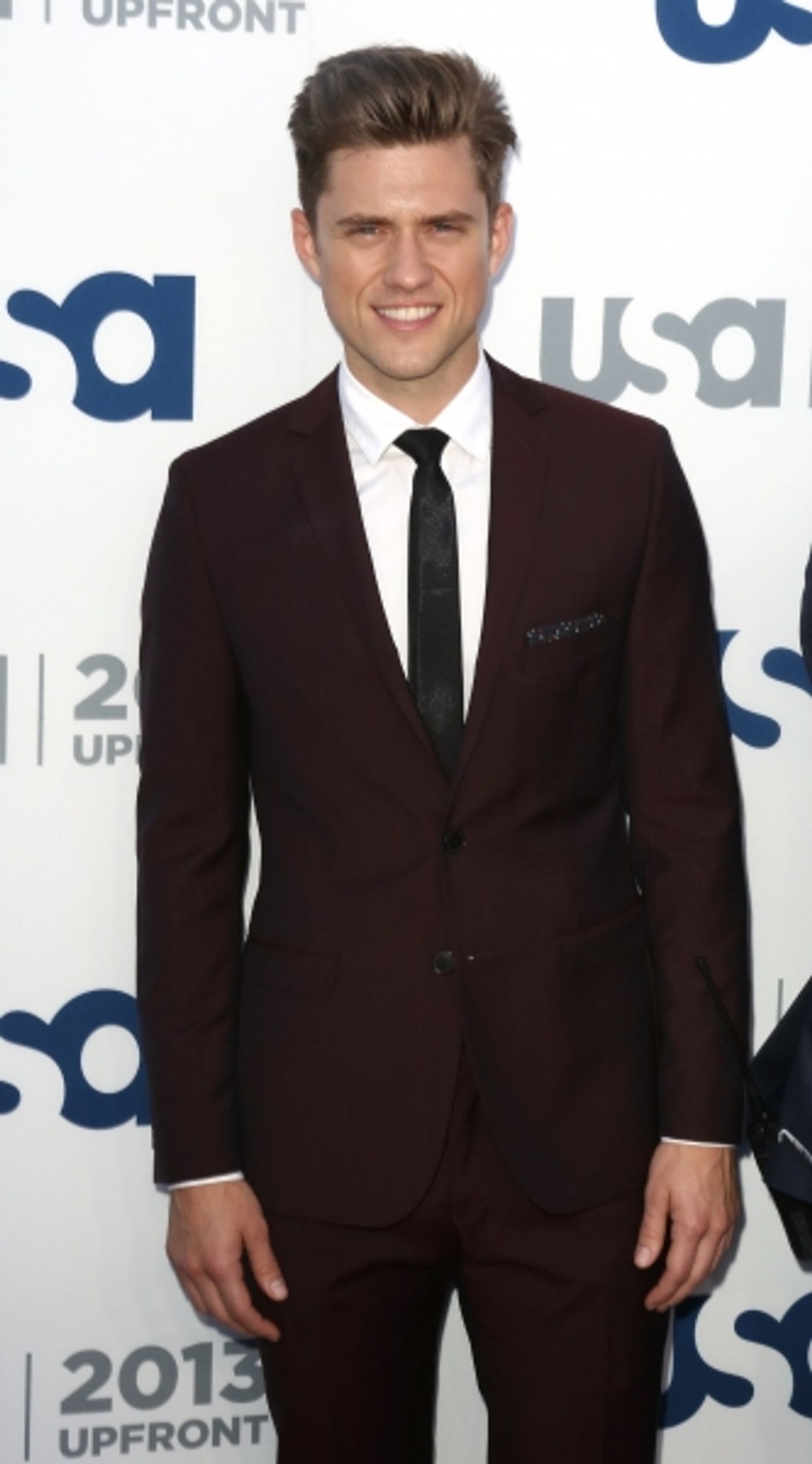 Photo Coverage: Aaron Tveit & More Gather for USA Upfronts in NYC  Image