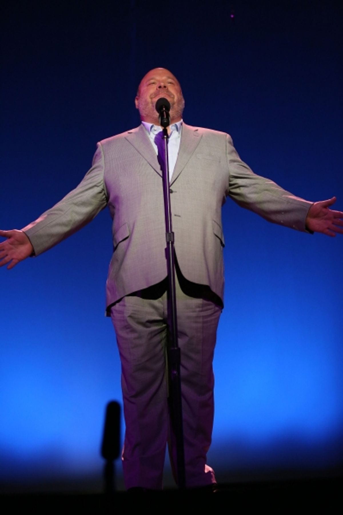 Kevin Chamberlin performs ''Neverland'' from Peter Pan at 