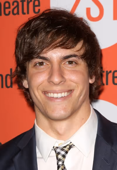 Derek Klena  Photo