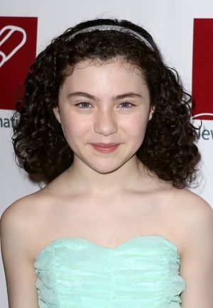 Lilla Crawford  Photo