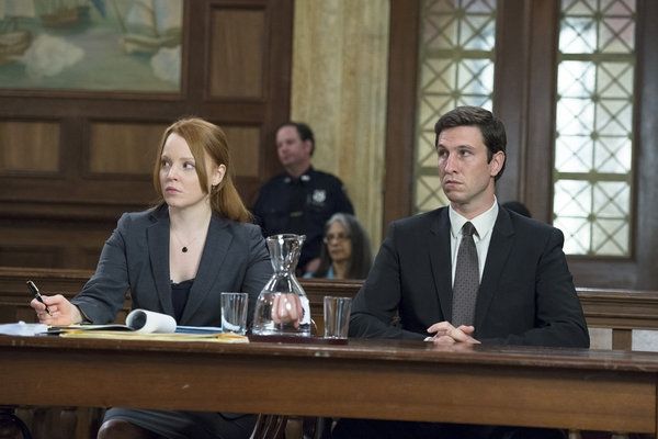 Lauren Ambrose, Pablo Schreiber
 Photo