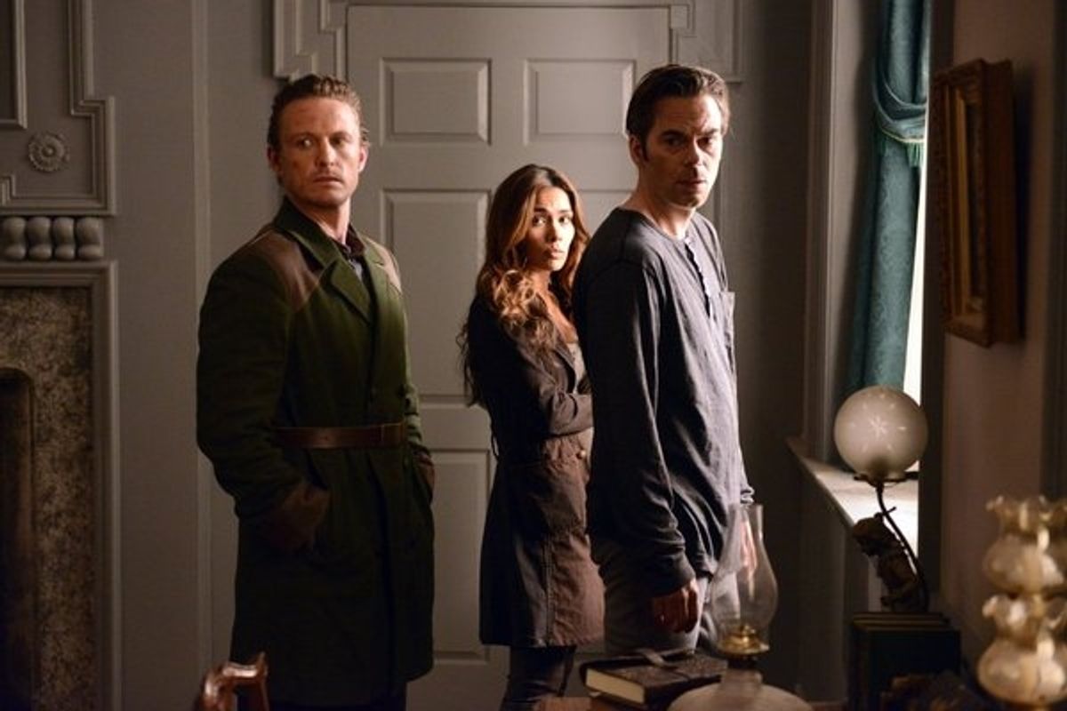 David Lyons, Daniella Alonso, Billy Burke at 