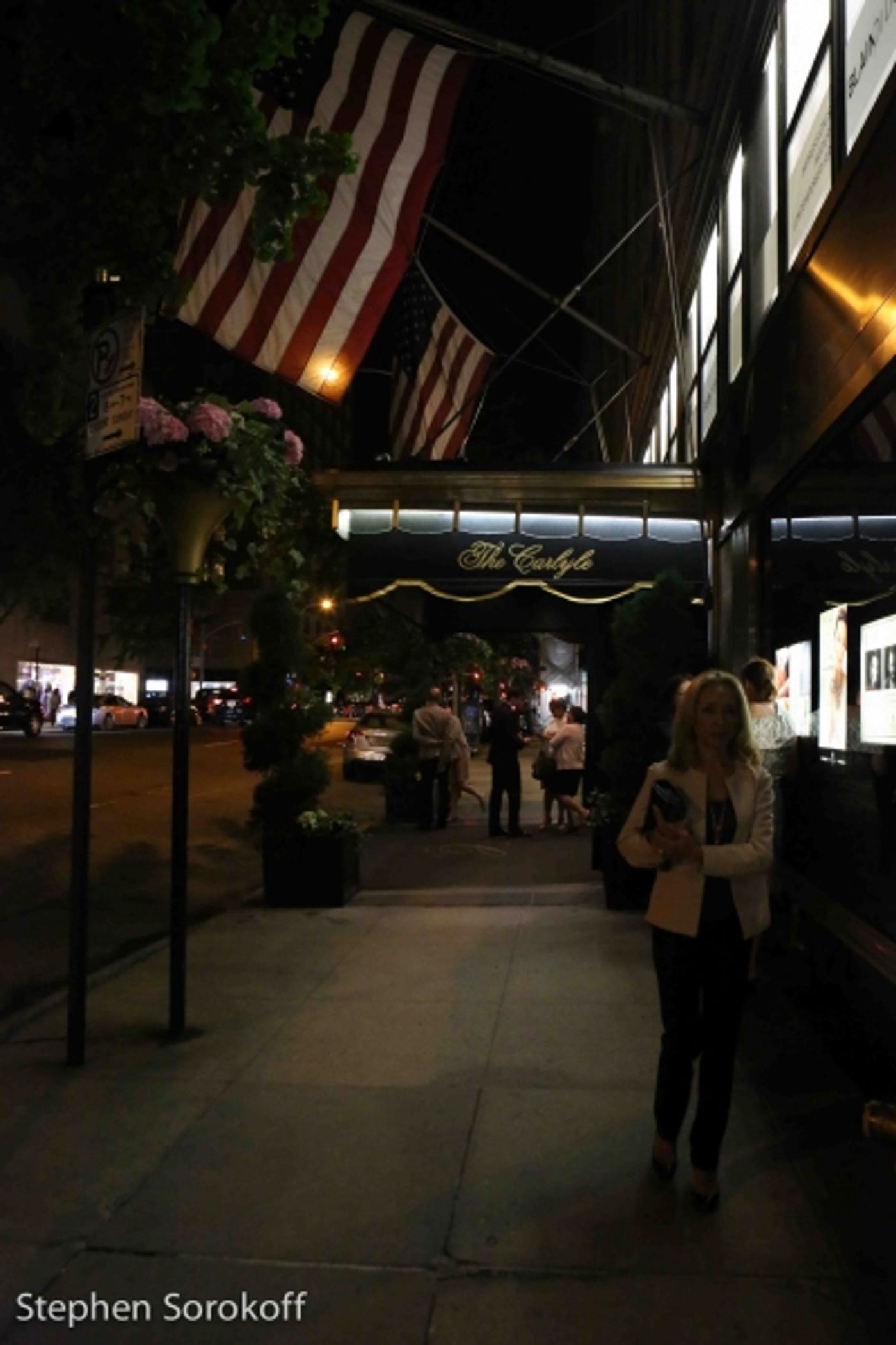 Photo Coverage: Lea Salonga Brings BACK TO BEFORE to Cafe Carlyle  Image