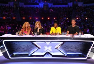 Paulina Rubio, Demi Lovato, Kelly Rowland, Simon Cowell Photo