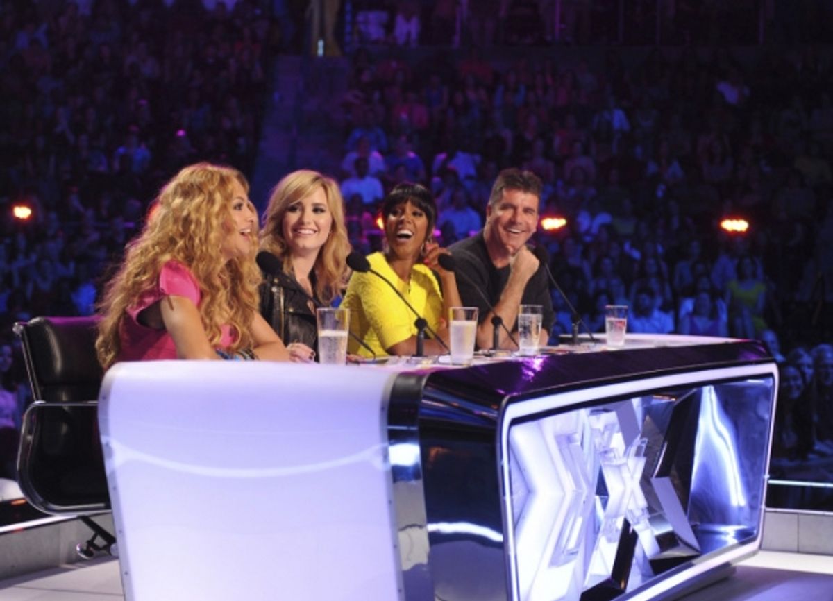Paulina Rubio, Demi Lovato, Kelly Rowland, Simon Cowell at 