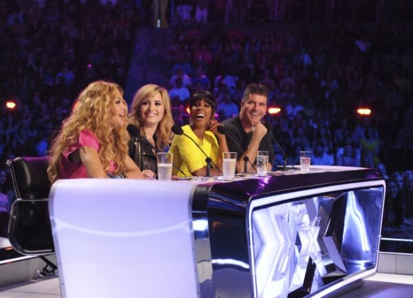 Paulina Rubio, Demi Lovato, Kelly Rowland, Simon Cowell Photo