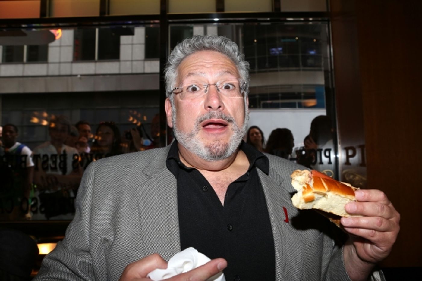 Photo Coverage: Harvey Fierstein and KINKY BOOTS Celebrate the Brooklyn Diner's New 'Harvey Hot Dog'!  Image