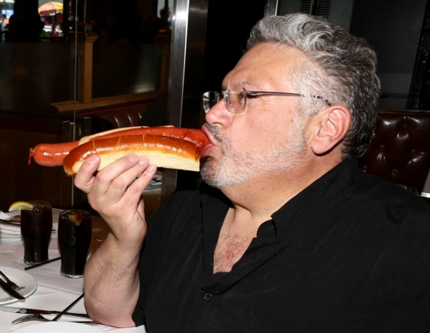 Photo Coverage: Harvey Fierstein and KINKY BOOTS Celebrate the Brooklyn Diner's New 'Harvey Hot Dog'!  Image