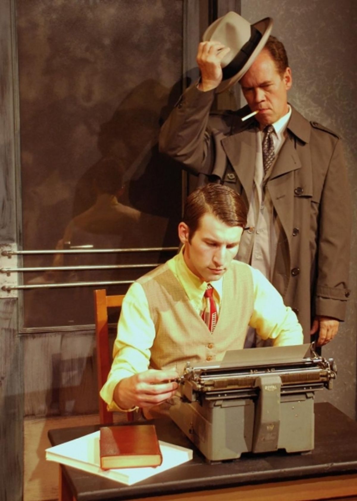 1940''s mystery novelist Stine (Scott Fleshood, L) is writing his first Hollywood screenplay based on Stone (Mark Kamish, R), his famous fictional detective at 