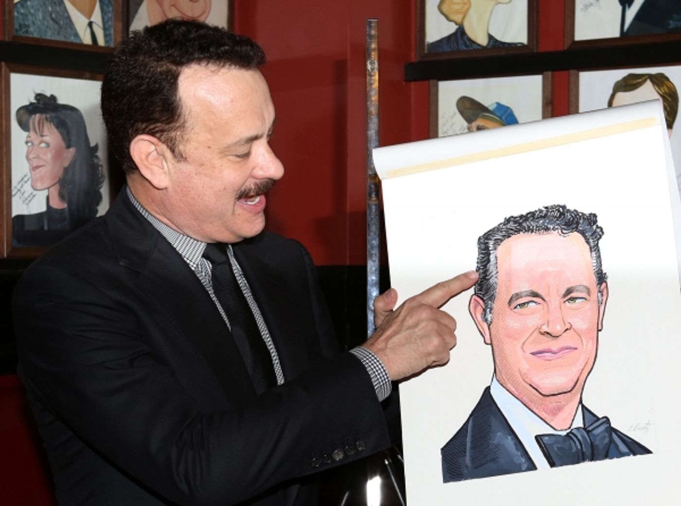 Photo Coverage: Sardi's Unveils Caricature of LUCKY GUY's Tom Hanks! Image