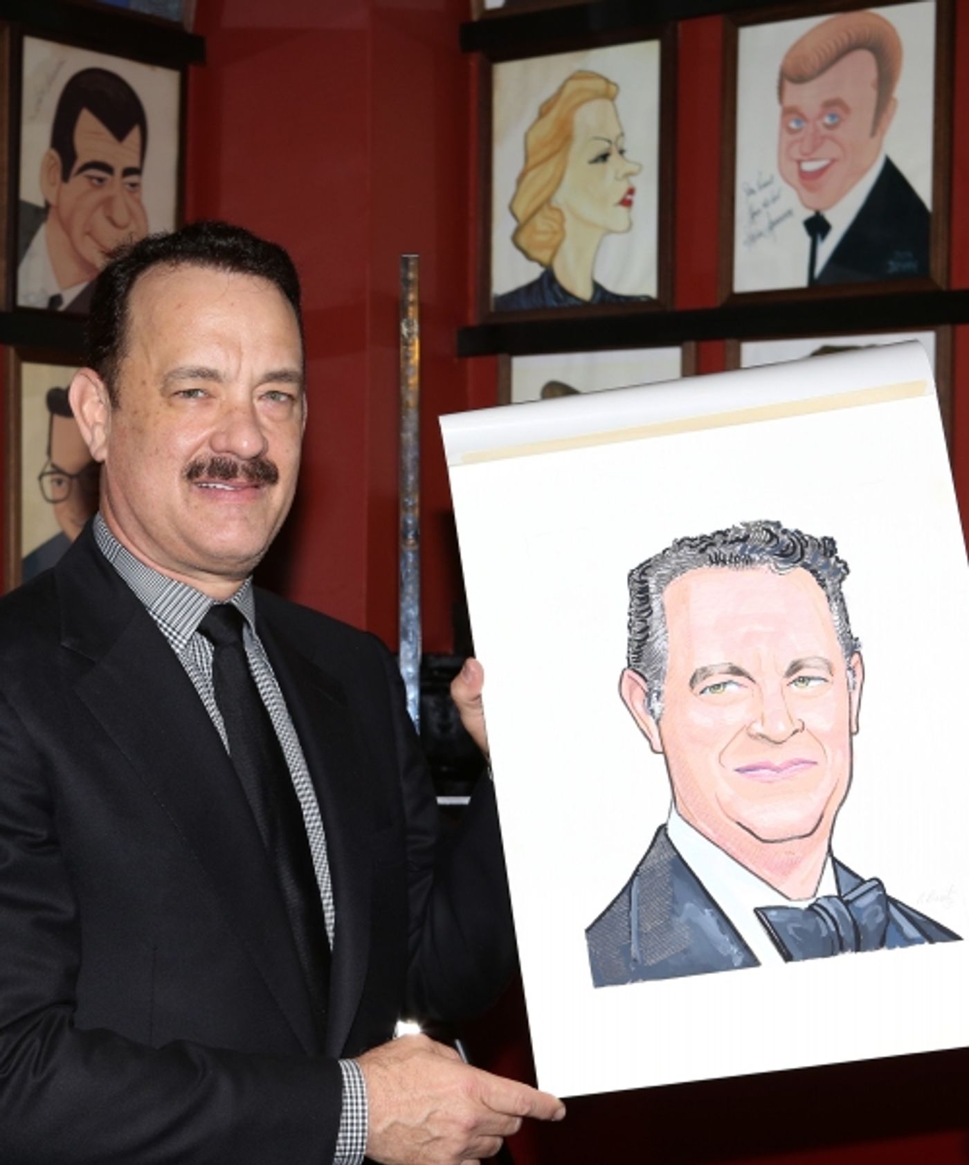 Photo Coverage: Sardi's Unveils Caricature of LUCKY GUY's Tom Hanks! Image