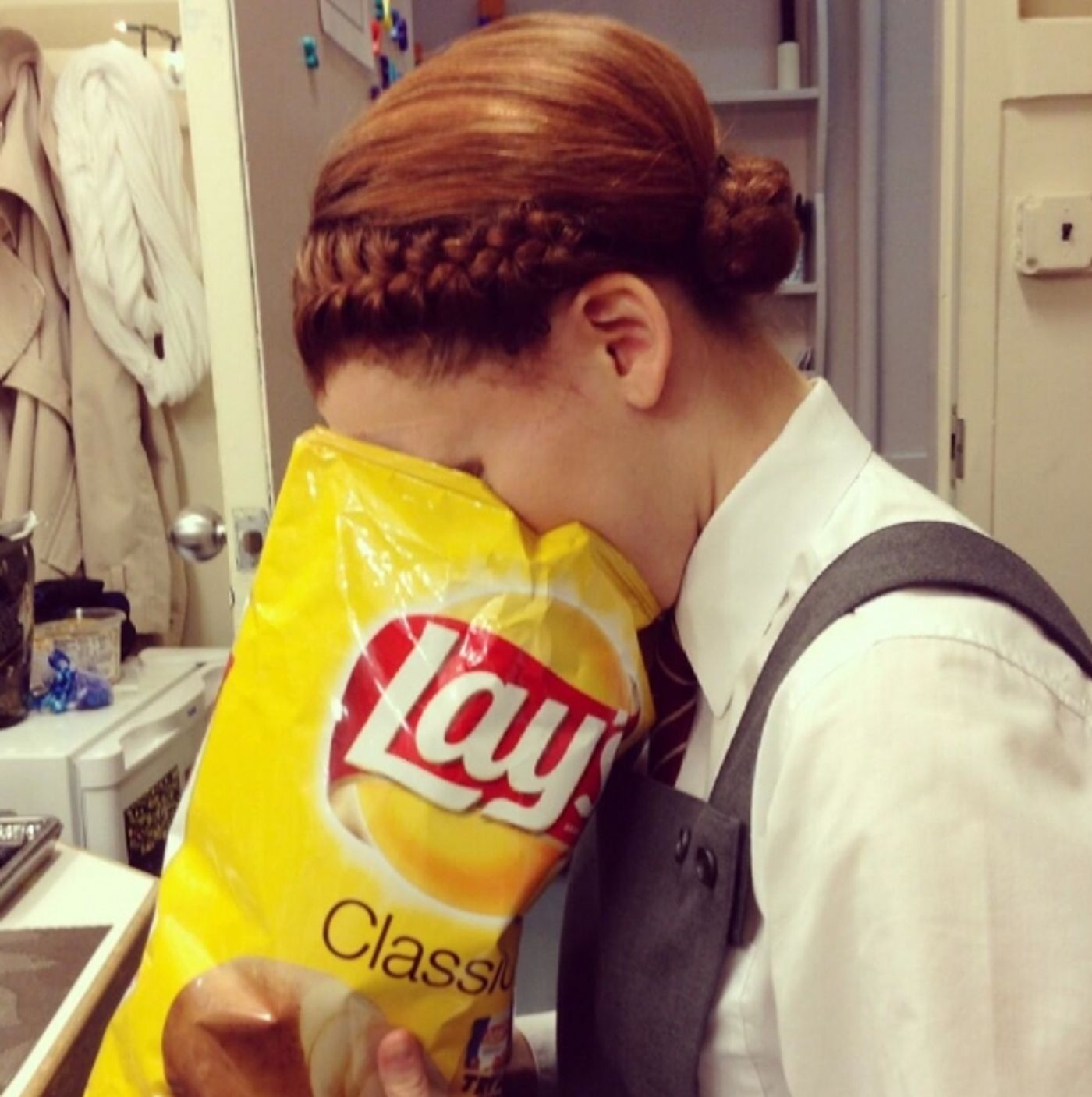 Photo Flash: Saturday Intermission Pics, May 25 - Cast of KINKY BOOTS Braves the Rain, Holland Taylor, & More! Image