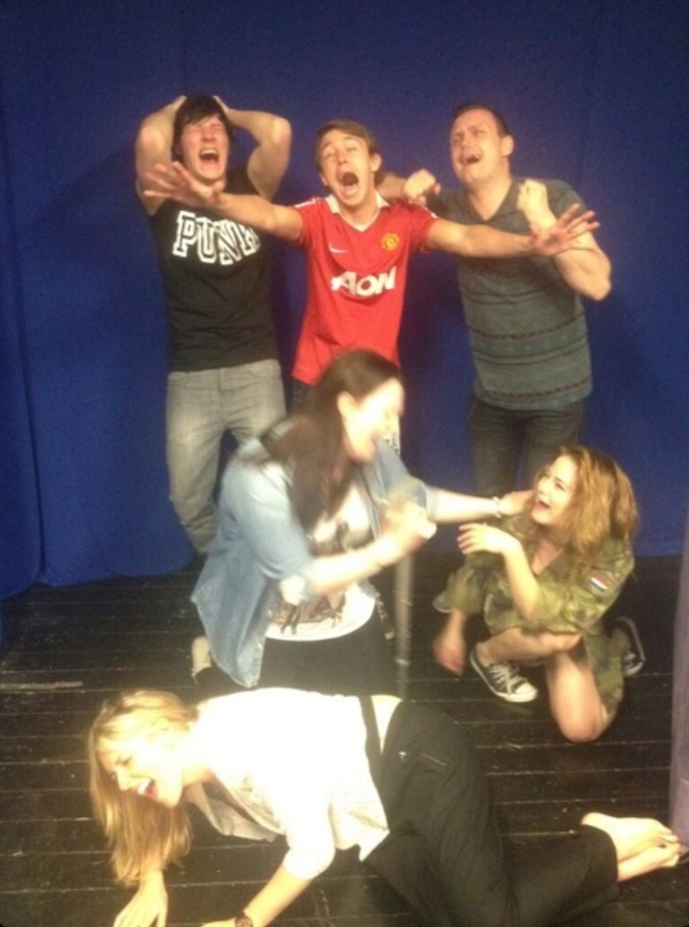 Photo Flash: Saturday Intermission Pics, May 25 - Cast of KINKY BOOTS Braves the Rain, Holland Taylor, & More! Image