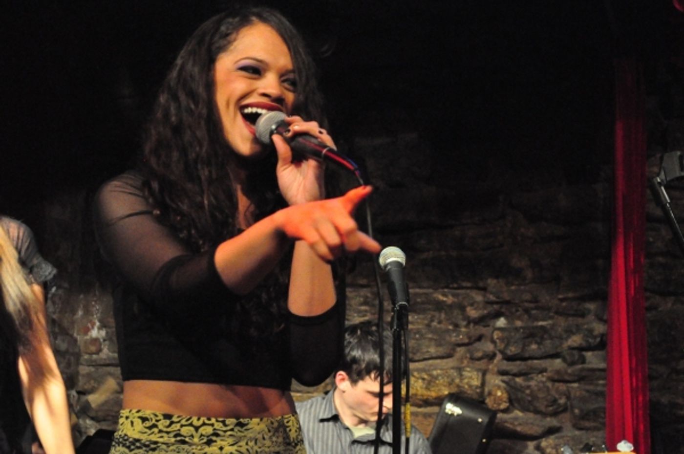 Photo Flash: Courtney Reid, Luis Salgado and More Perform at BROADWAY SINGS SELENA Benefit  Image