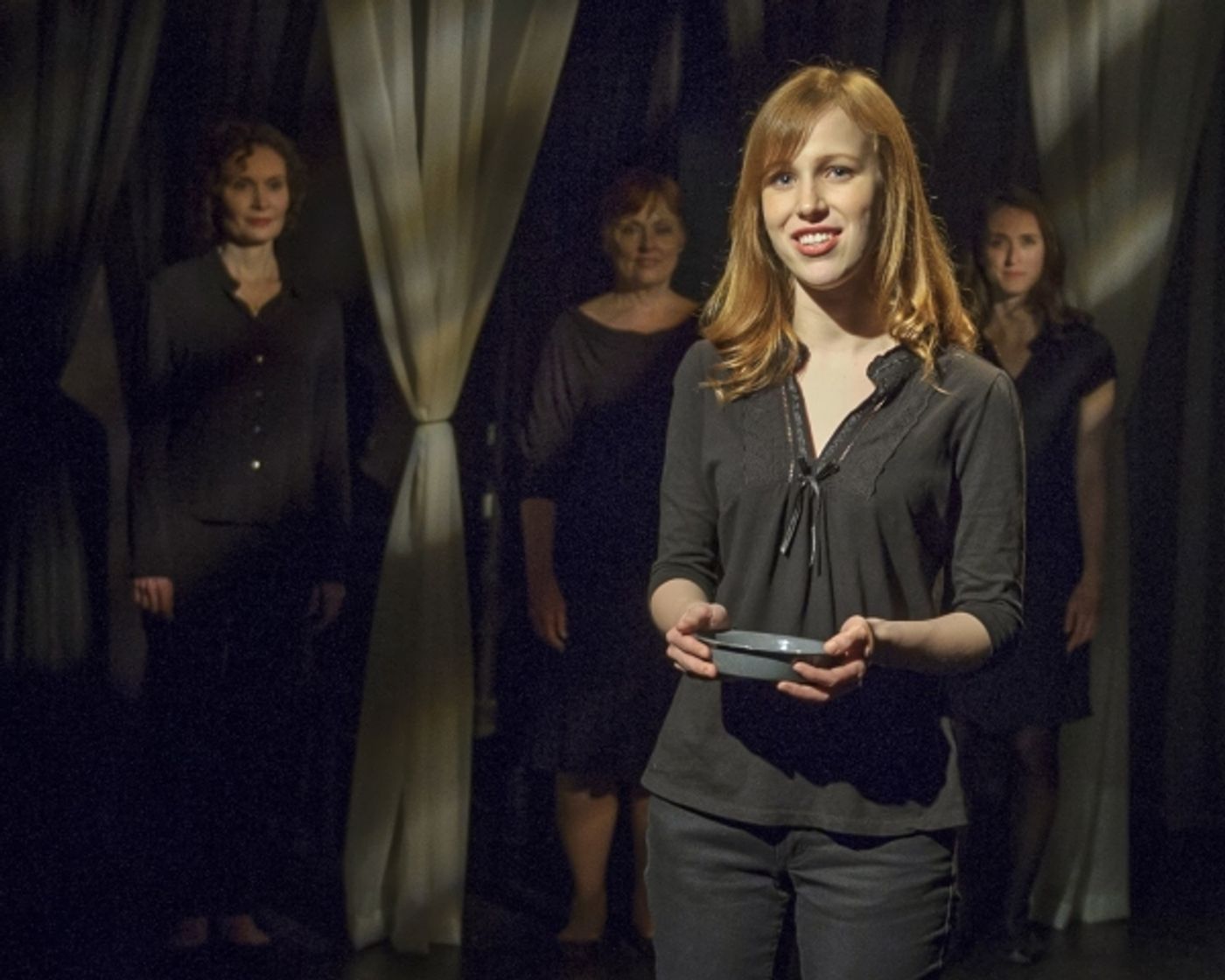 Photo Flash: First Look at MOMMALOGUES and ANTIGONE at Marvell Rep  Image