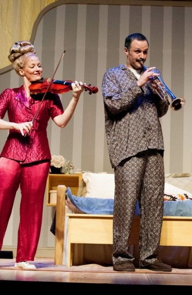 Photo Flash: First Look at Annie Floor and Erik Floor in I DO! I DO! Image