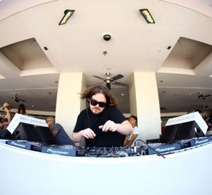 Tommy Trash Photo
