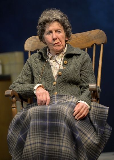 Joy Carlin
 Photo