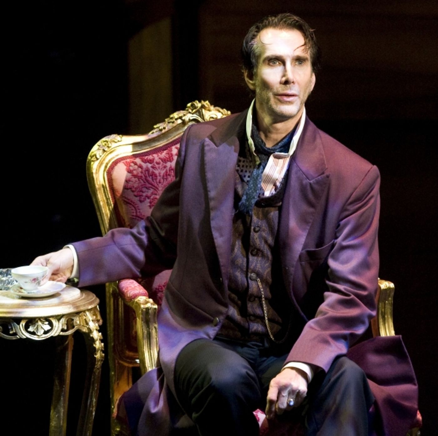 Photo Flash: First Look at Todd Waite & More in Alley Theatre's SHERLOCK HOLMES AND THE ADVENTURE OF THE SUICIDE CLUB  Image