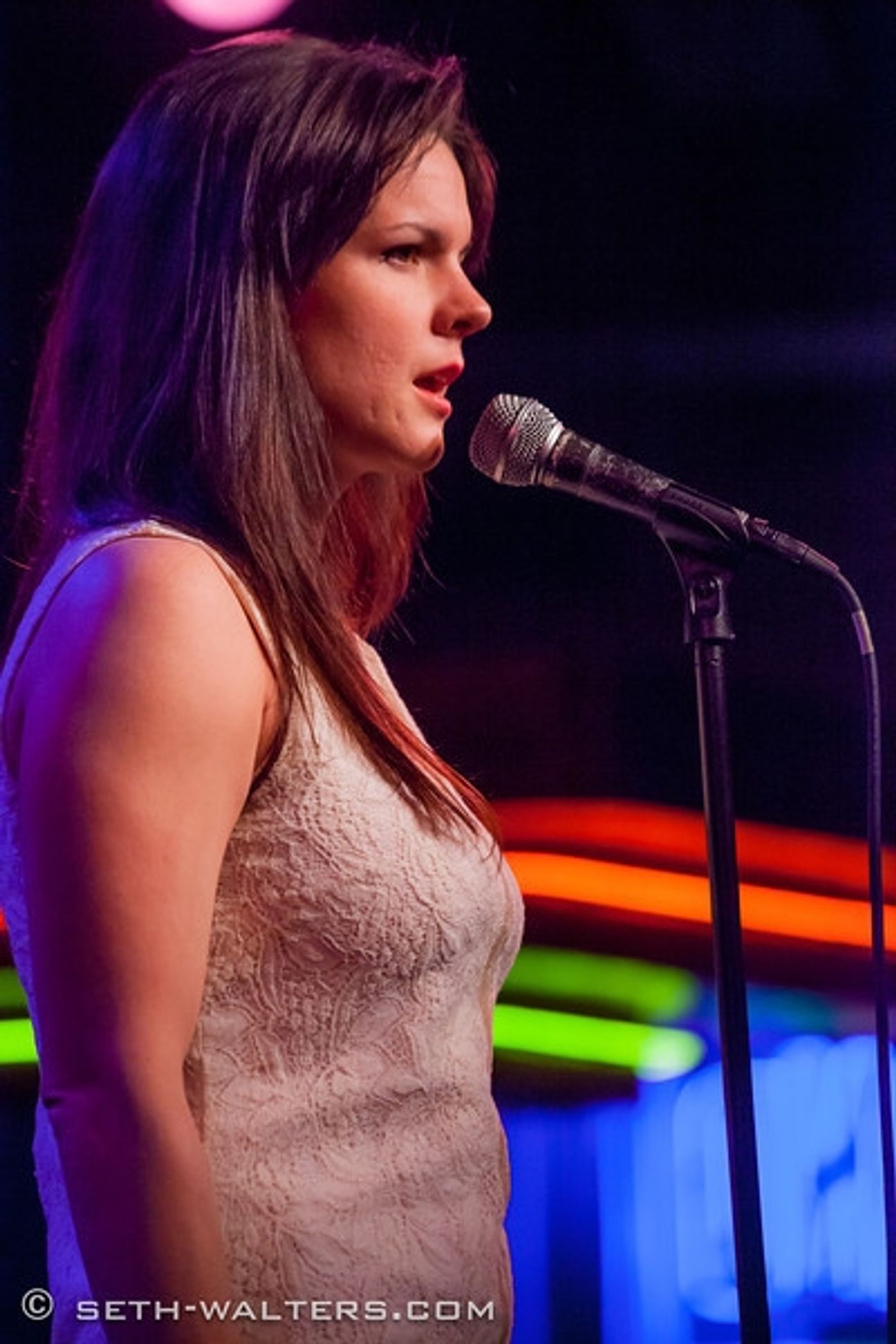 Photo Flash: Tonya Pinkins and More Perform in THE POP SHOW at Birdland  Image