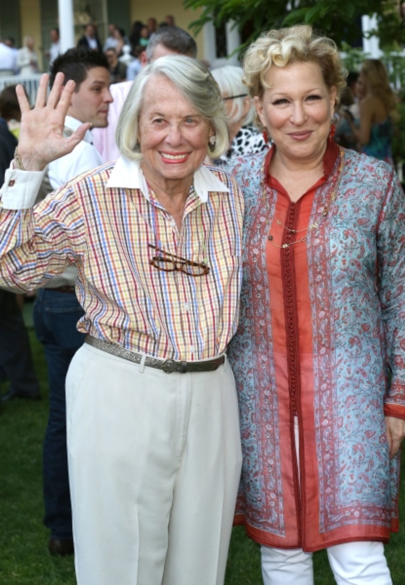 Photo Coverage: Bette Midler Celebrates 18 Years at NYRP's Spring Picnic!  Image