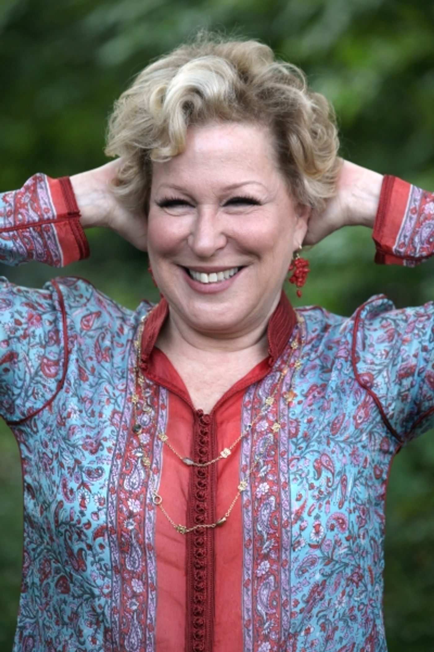 Photo Coverage: Bette Midler Celebrates 18 Years at NYRP's Spring Picnic!  Image