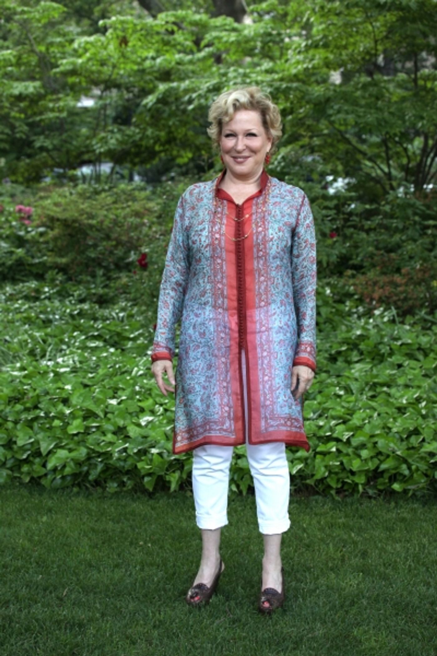 Photo Coverage: Bette Midler Celebrates 18 Years at NYRP's Spring Picnic!  Image
