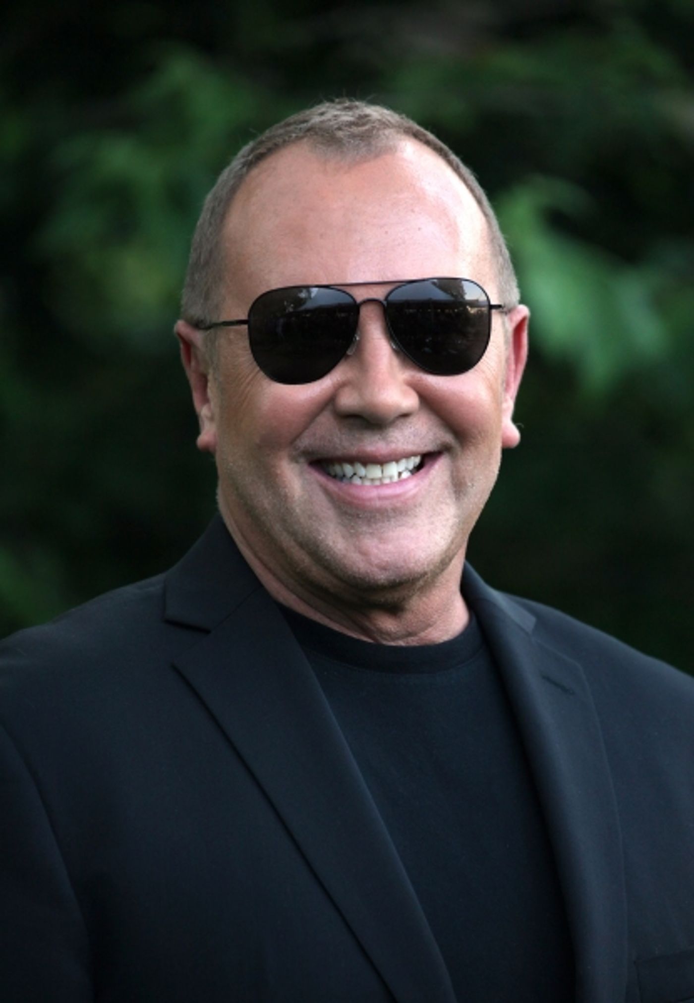 Photo Coverage: Bette Midler Celebrates 18 Years at NYRP's Spring Picnic!  Image