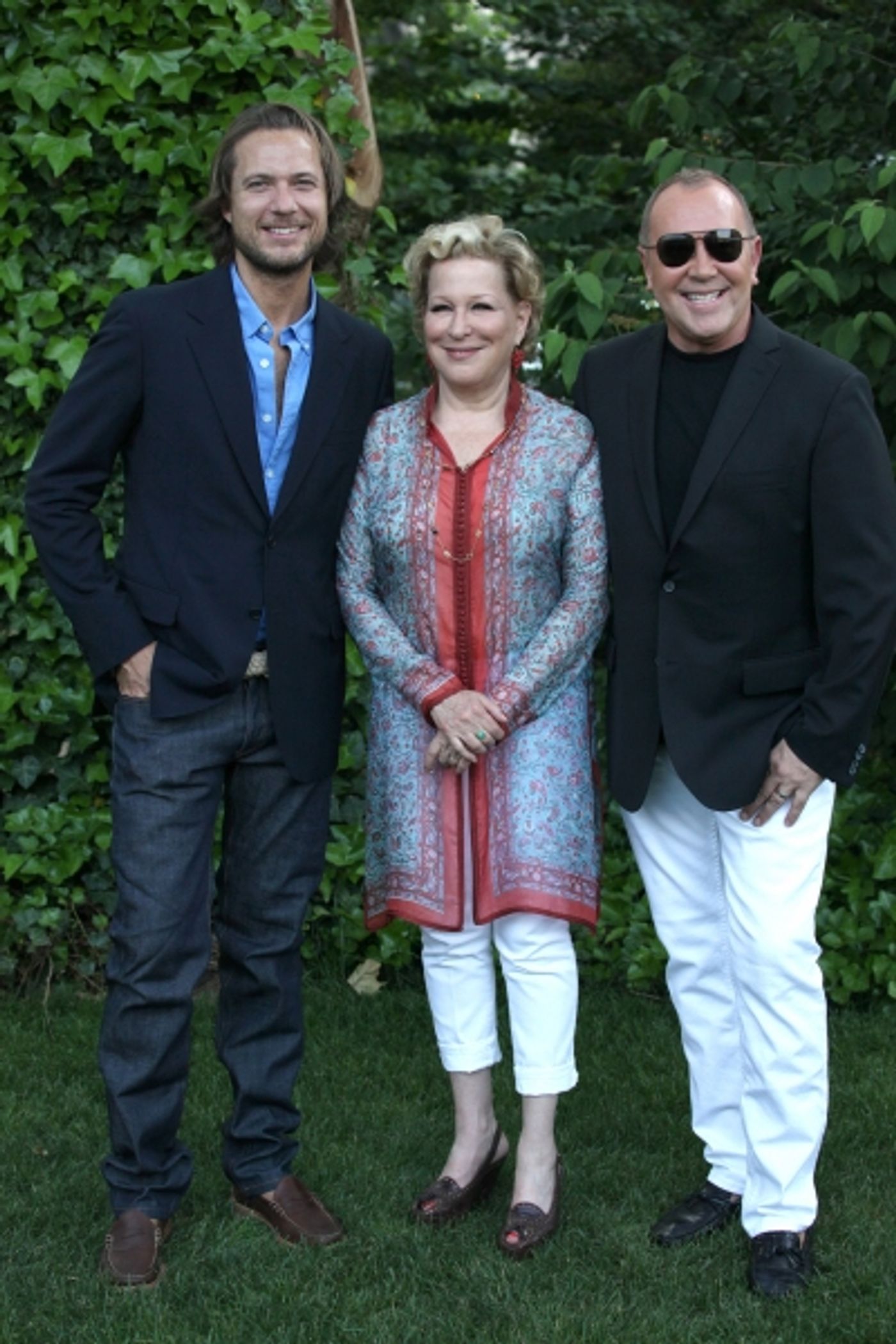 Photo Coverage: Bette Midler Celebrates 18 Years at NYRP's Spring Picnic! Image