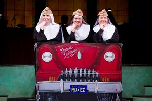 Stephanie Wahl (Sister Mary Leo), Jeanne Tinker (Sister Mary Paul), and Christine Mild (Sister Robert Anne) @ BroadwayWorld Stephanie Wahl (Sister Mary Leo), Jeanne Tinker (Sister Mary Paul), and Christine Mil Photo