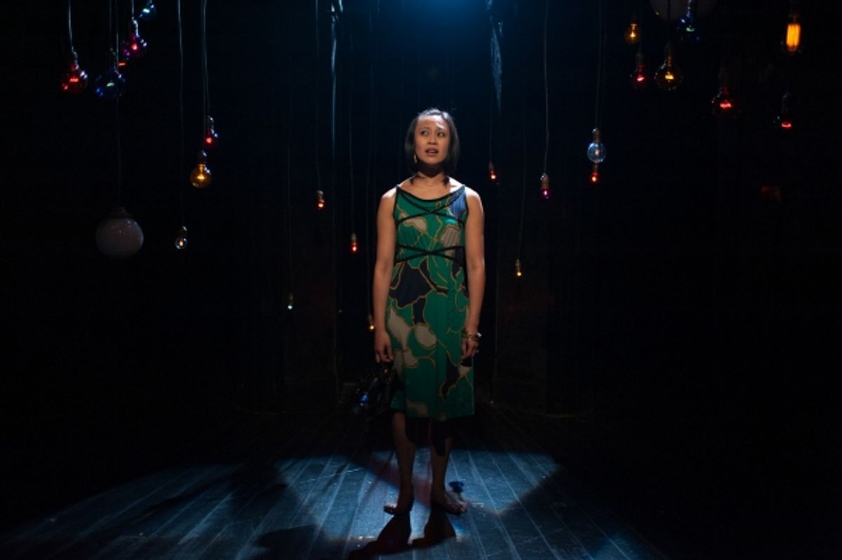 Linda (Emjoy Gavino) in The Drunken City  at 