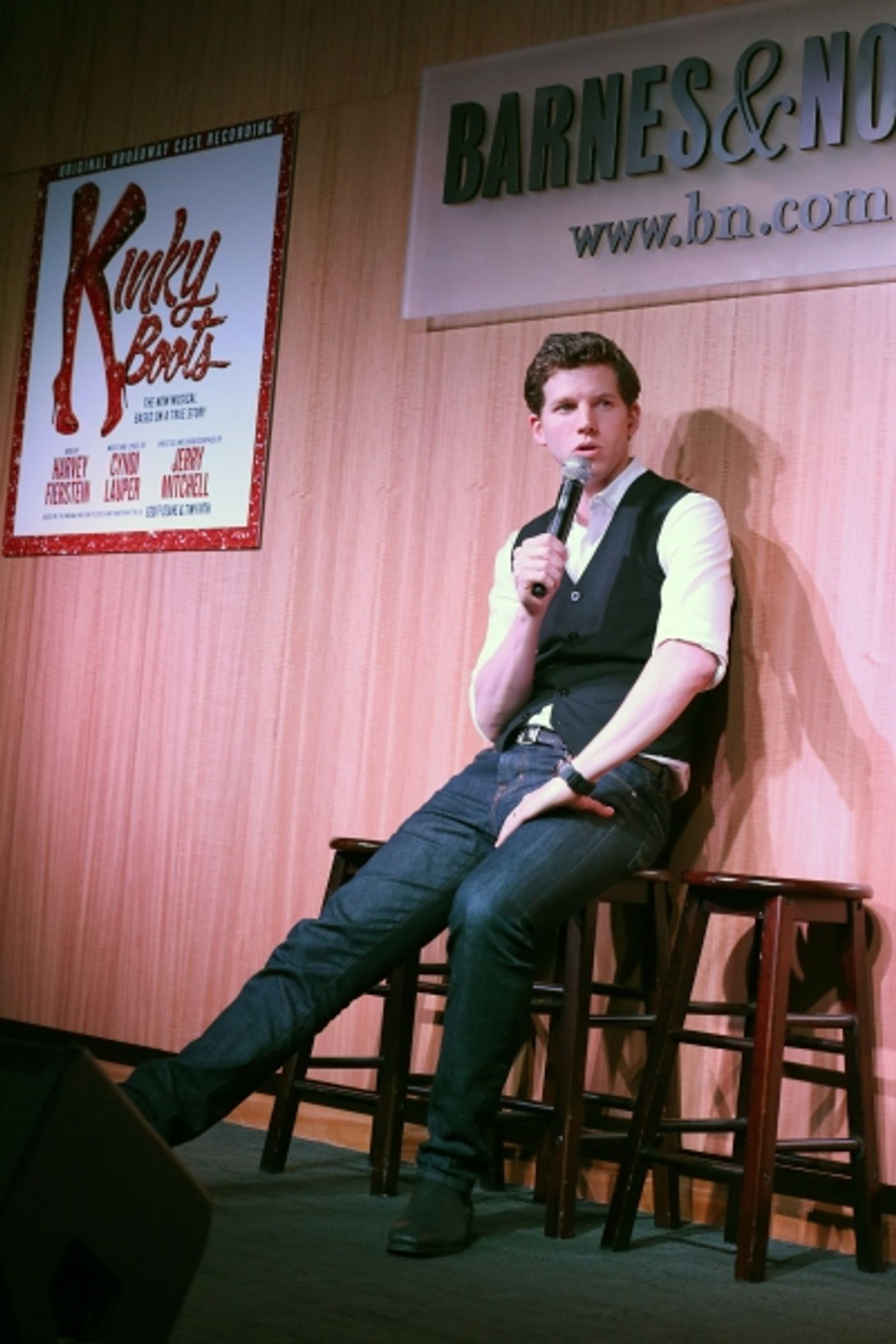 Photo Coverage: KINKY BOOTS' Annaleigh Ashford, Billy Porter and Stark Sands Perform at Barnes & Noble CD Signing!  Image