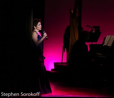 Christine Andreas Photo